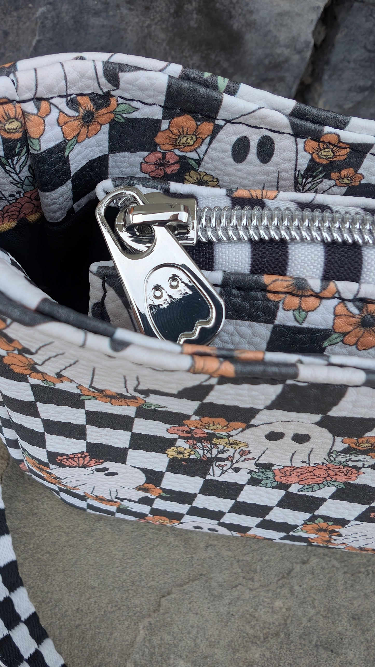 Checkered ghost crossbody with zipper