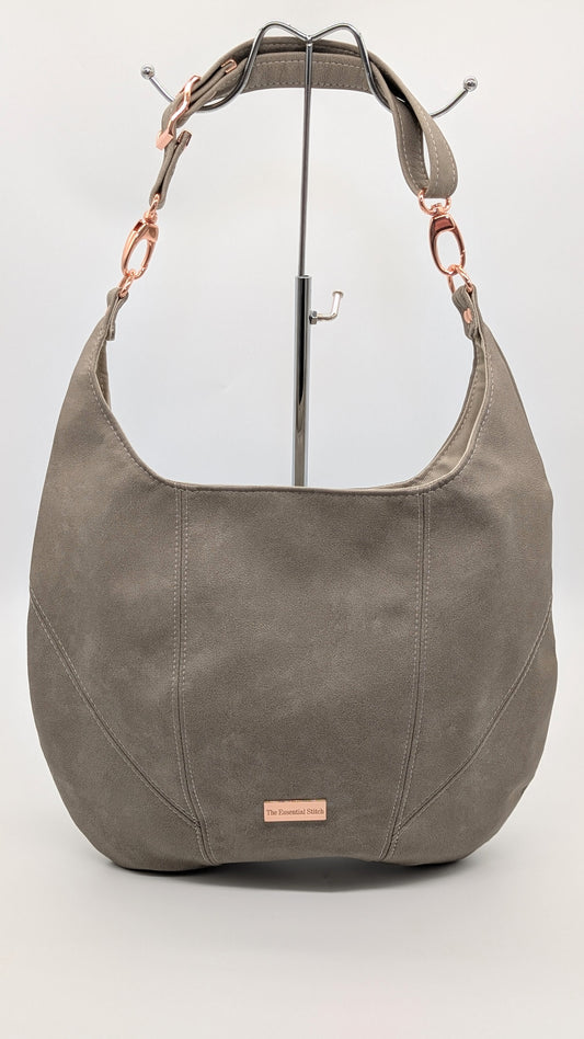 Slouchy Shoulder Bag in Beige